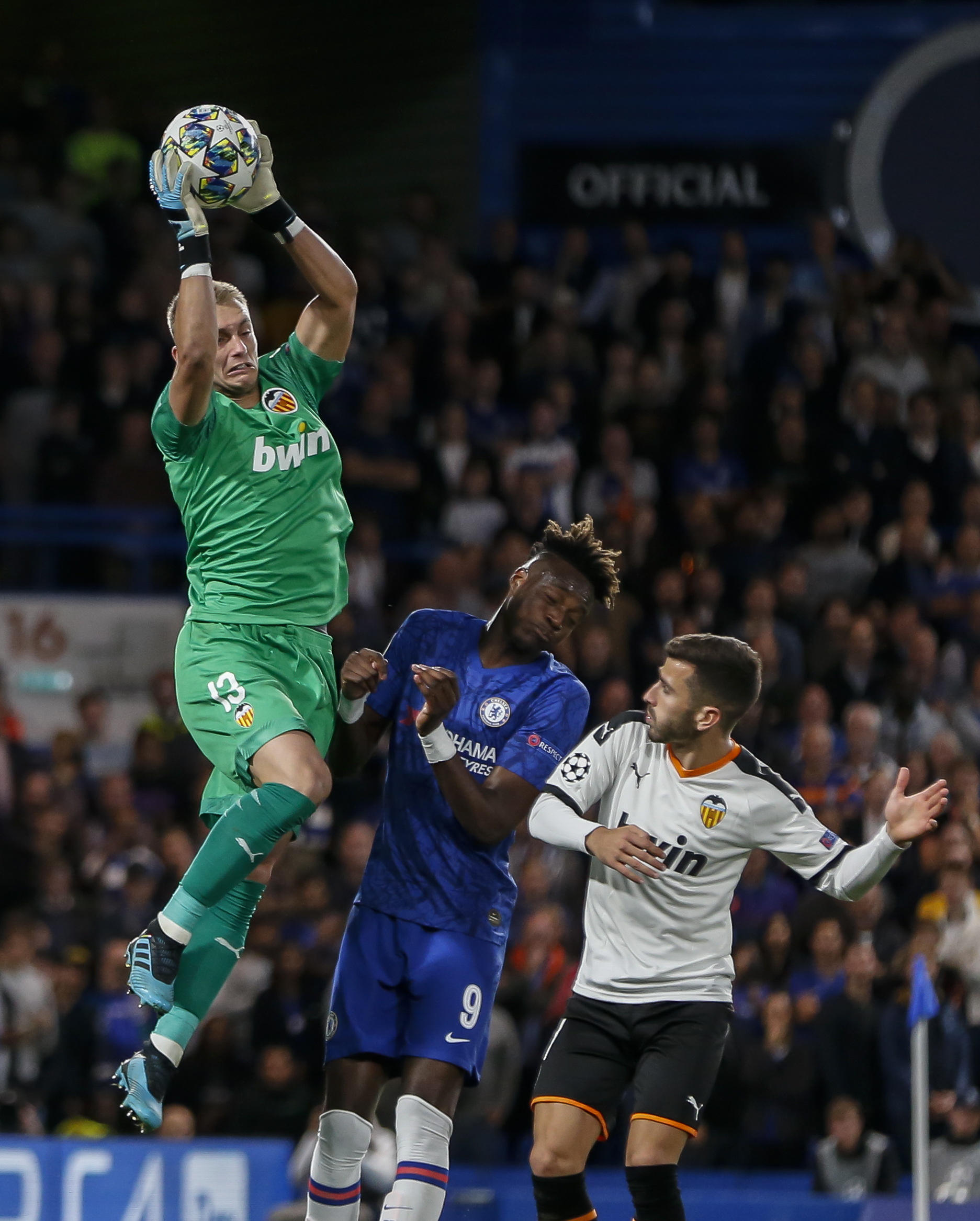 满冠娱乐网站 -清晨突围战来临，瓦伦西亚围绕欧篮联扳平良机，媒体盛赞，纪律约束更严格的简单介绍