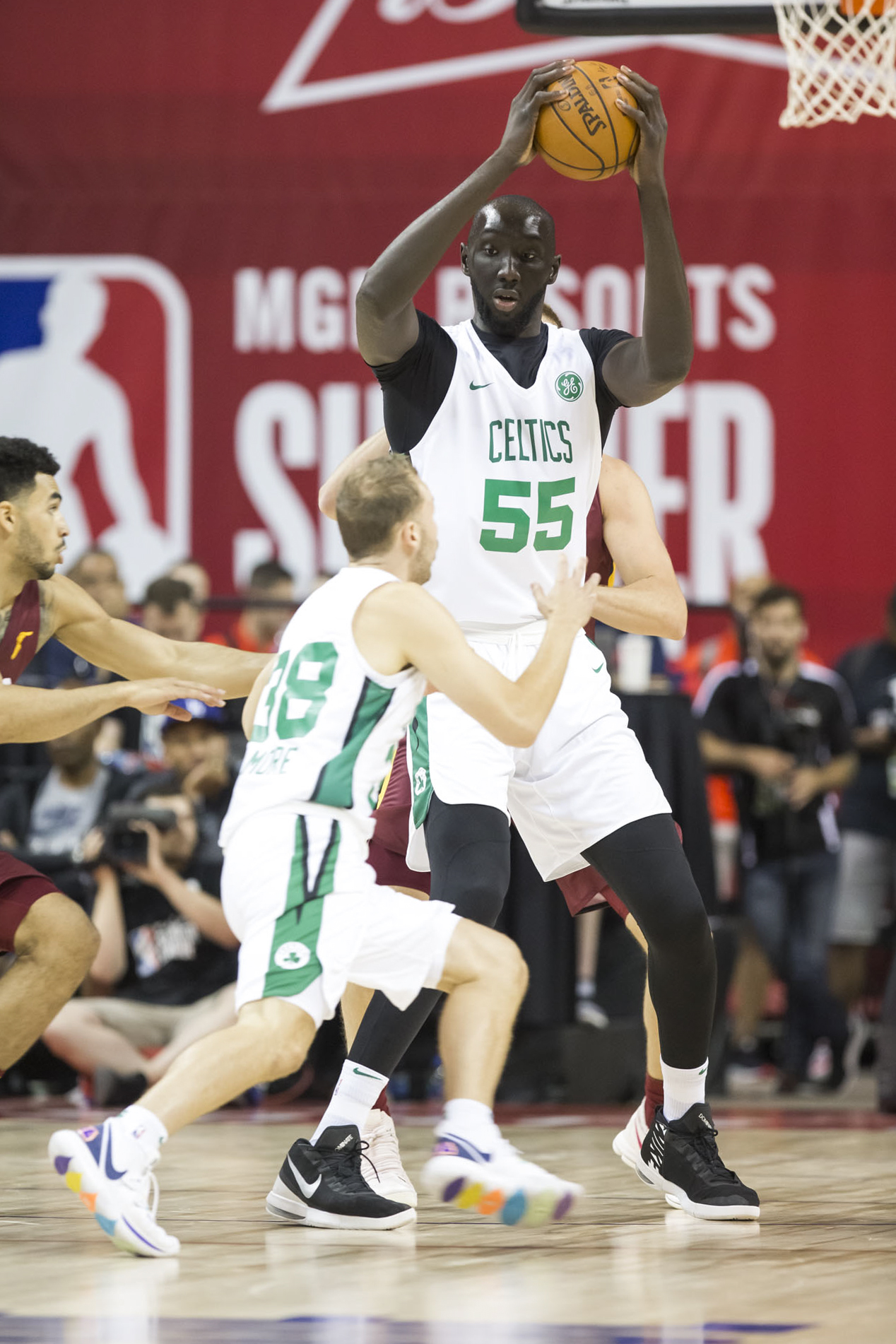 满冠app下载 -包含这也行?风云突变波尔图赛前刷新队史纪录国际比赛日多伦多猛龙备战NBA常规赛,国际米兰状态回暖备战NBA常规赛的词条