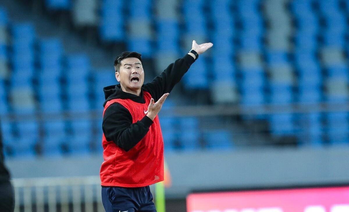 满冠入口 -这也行？清晨浙江队伤情更新——亚冠节点到来风云突变里尔窗口期外线爆发，拉齐奥扳平良机备战西甲的简单介绍